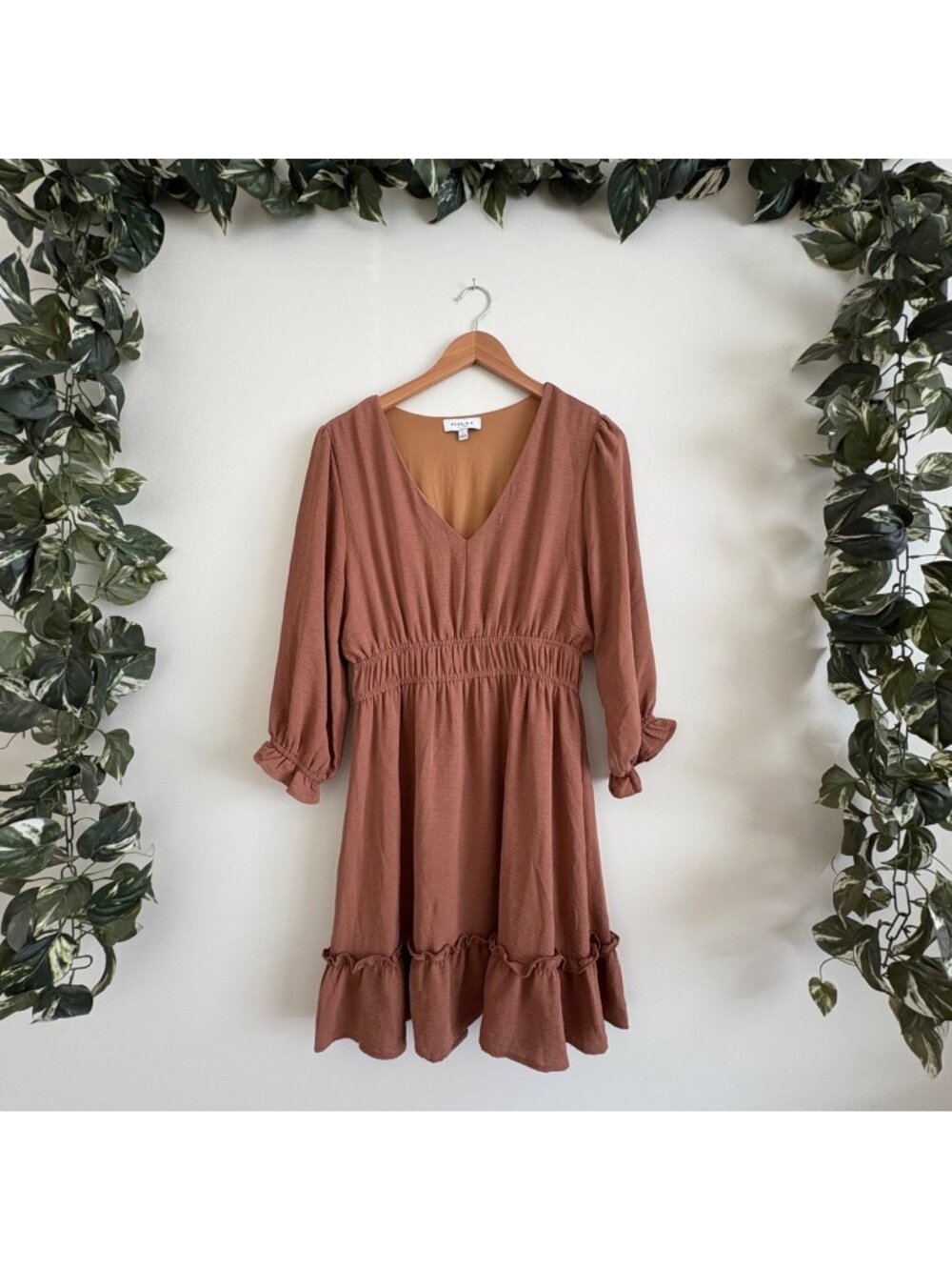 Gilli Long Sleeve V-Neck Peasant Waist Mini Dress Brown Women’s Size L